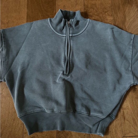 Aritzia Wilfred Free half-zip cropped sweater, size 2xs, worn twice. - Picture 2 of 4